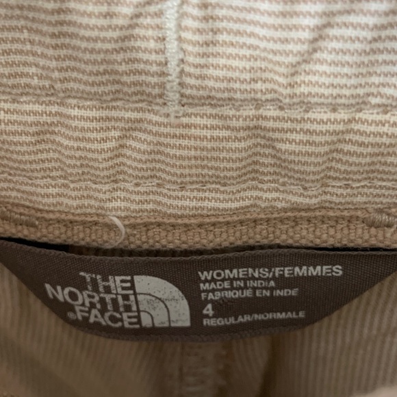 North Face Casual Tan Stripe Women's Shorts - Picture 2 of 7